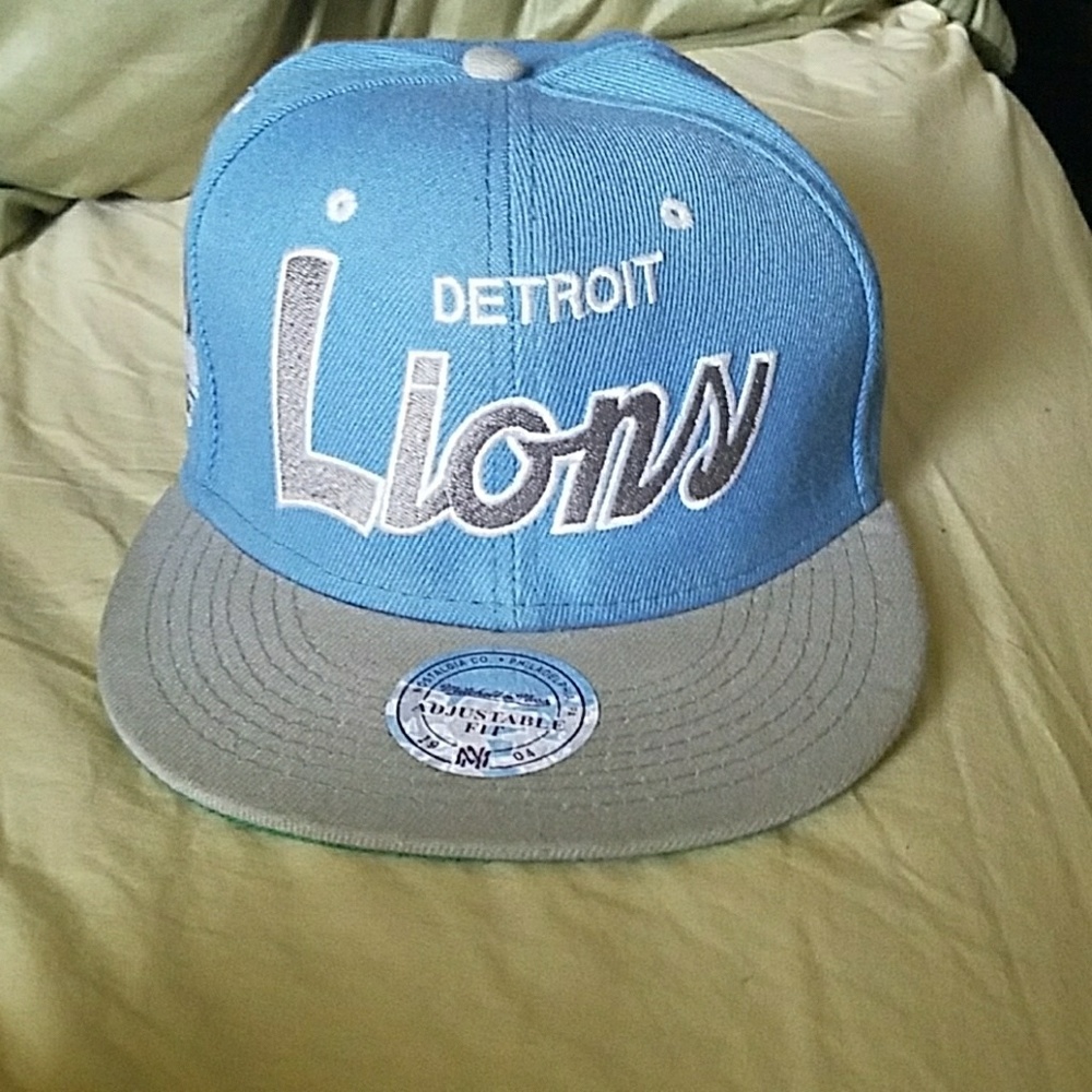Detroit lions Snapback. Mitchell & Ness